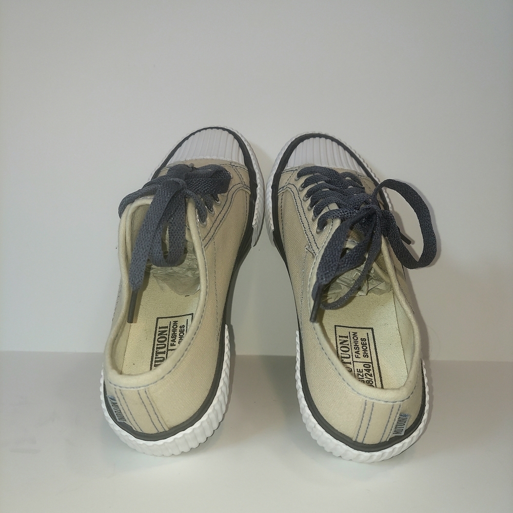 Women's Mutuoni Beige Canvas Low-Top Sneakers with Black Trim and Navy Laces - Picture 5 of 7
